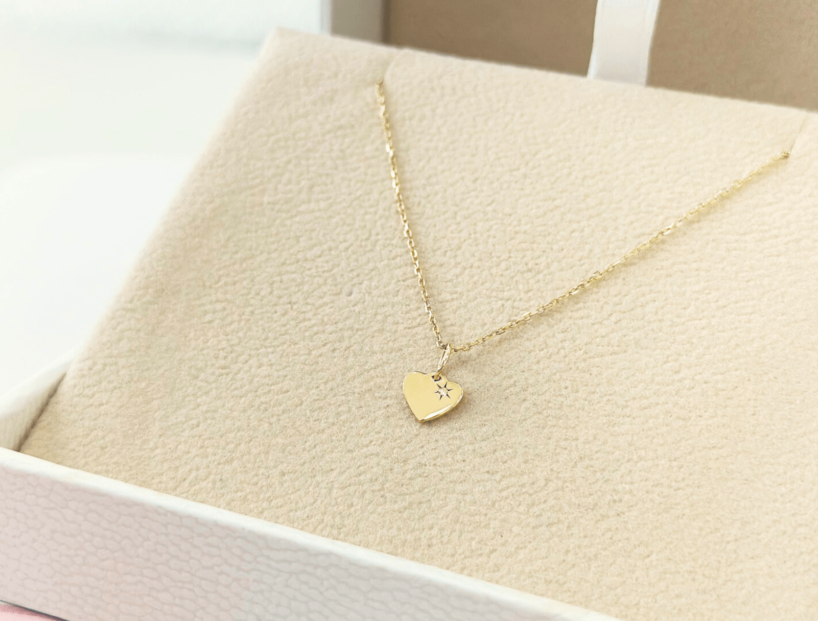 Picture of  Luna Rae solid 9k gold The Sweetheart Necklace