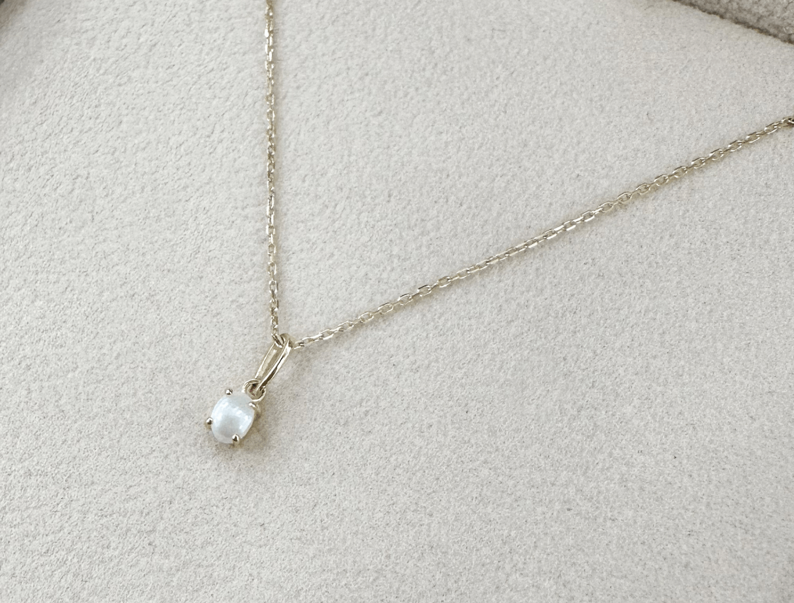 Picture of  Luna Rae solid 9k gold Pearl Necklace